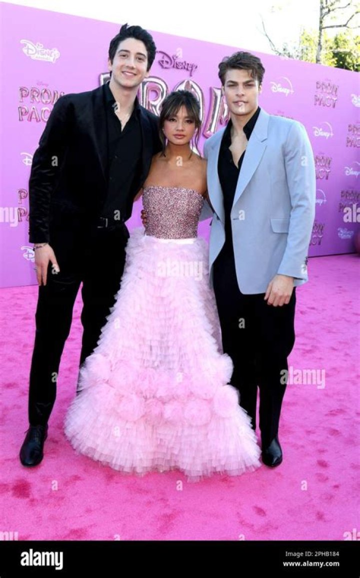 Are Milo Manheim And Peyton Elizabeth Lee Dating In 2023?