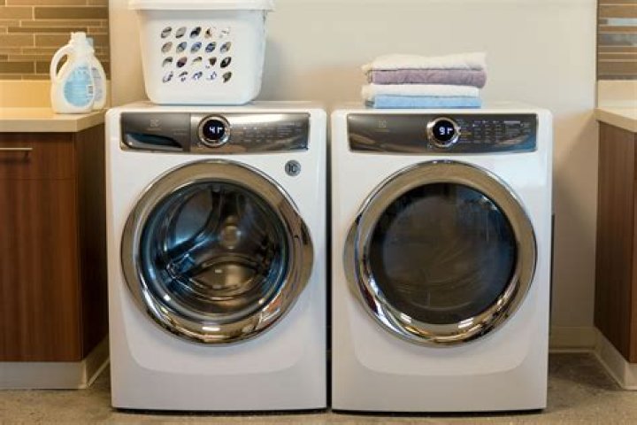 Electrolux EFLS617SIW Front Load Washer Review
