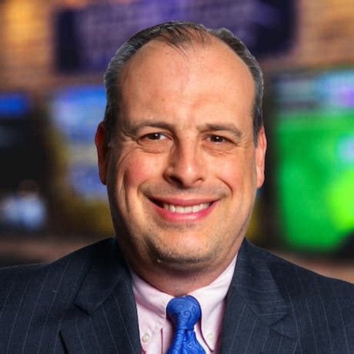 Eric Davis Age, Wikipedia, Biography, Children, Salary, Net Worth, Parents.