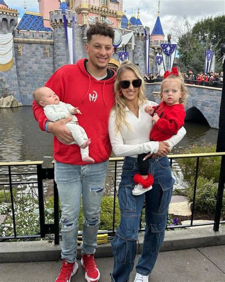 Is Cody Gribble Married? Biography, Wife, Net Worth, Salary, Age, Instagram