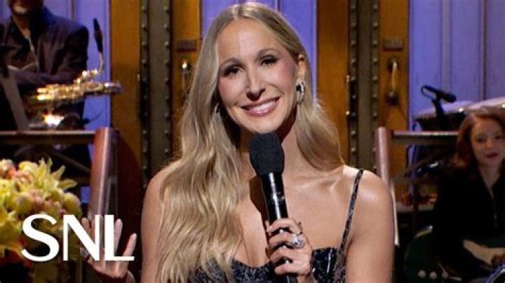 Is Nikki Glaser Jewish? Explore American Comedian's Religion And Faith 