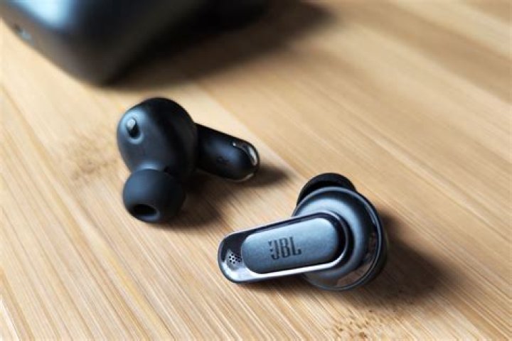 JBL Tour Pro 2 review: totally tricked-out wireless earbuds