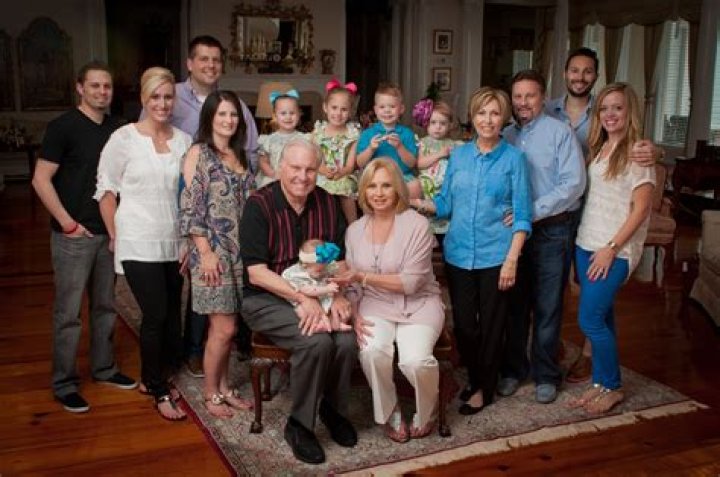 Jill Swaggart Bio, Wiki, Age, Wedding, Kids, New Baby and Net Worth