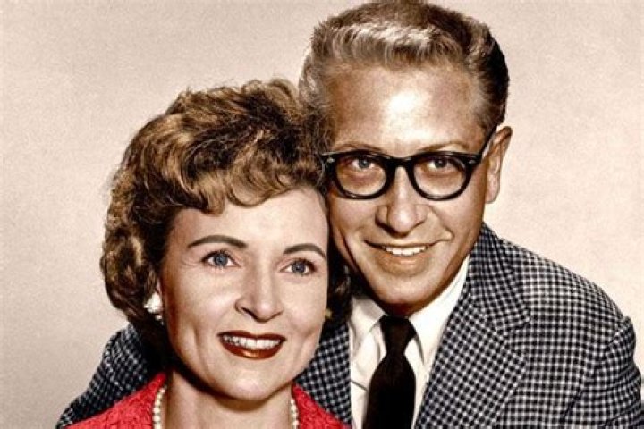 Meet Michael Tomlinson – Photos Of Lorraine Toussaint’s Husband and Father Of Her Daughter