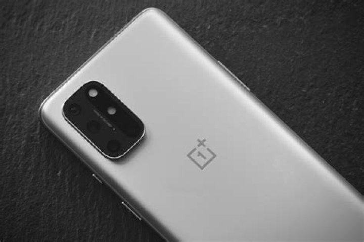 OnePlus Revives the Monochrome Camera on a Smartphone