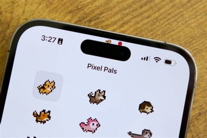 Pixel Pals put a kitten on my iPhone 14 Pro and I adore it