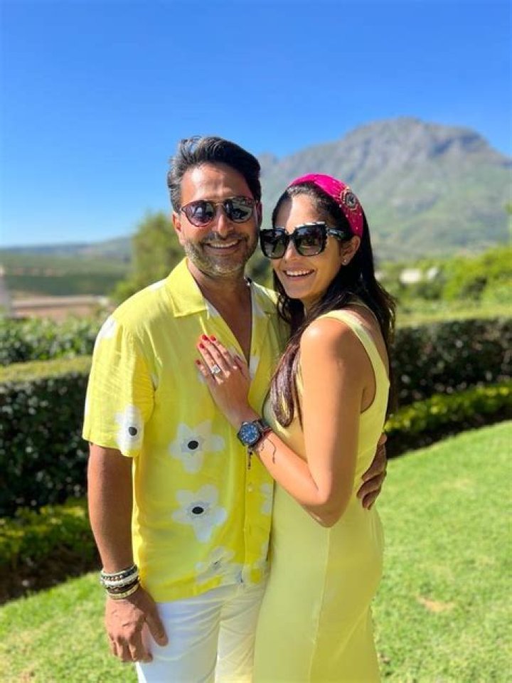 Rohan Oza Is About To Be A Businessman, and His Wife Gyar Ozar Helped Him Get There