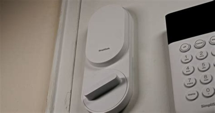 SimpliSafe Smart Lock Review | Beautifully Simple To Install
