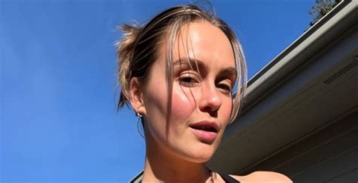 Steph Claire Smith Net Worth