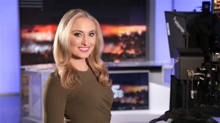 Tashanea Whitlow (WBZ-TV) Bio, Wiki, Age, WWB, Leaving, Husband, Net Worth and Salary