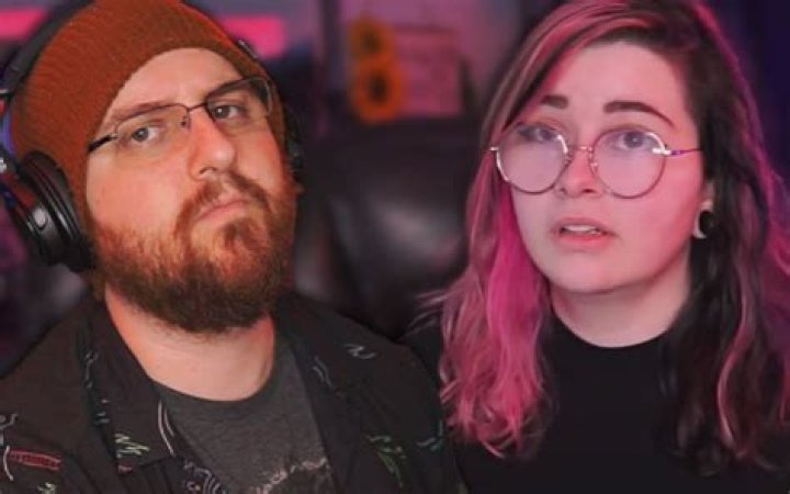 Twitch Streamer Tectone Confirms Divorce From His Wife Fream
