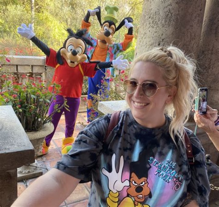 Twitch: Who Is Rediculousstreams And How Old Is She? Everything To Know