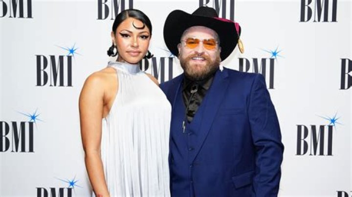 Unveiling Finn Cole's Romantic Life: Who Is His Girlfriend?