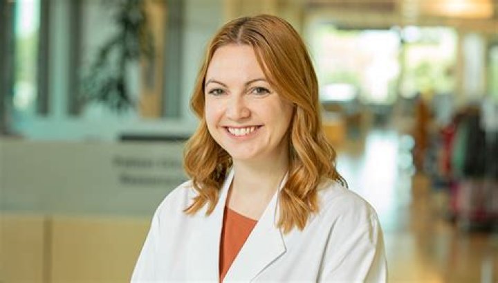 Who Is Dr Aria Psychologist Ex Wife, Emma Welch? Here's What We Know 